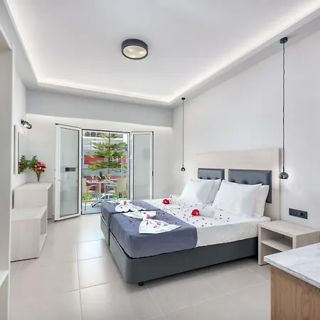 מלון אהבה Breeze Luxury
