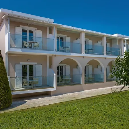 Breeze Luxury